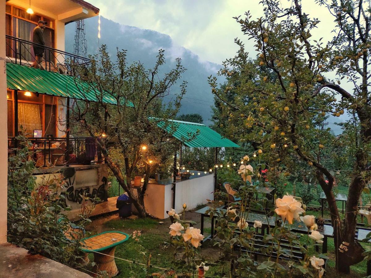 Albergue Madpackers Manali Exterior foto